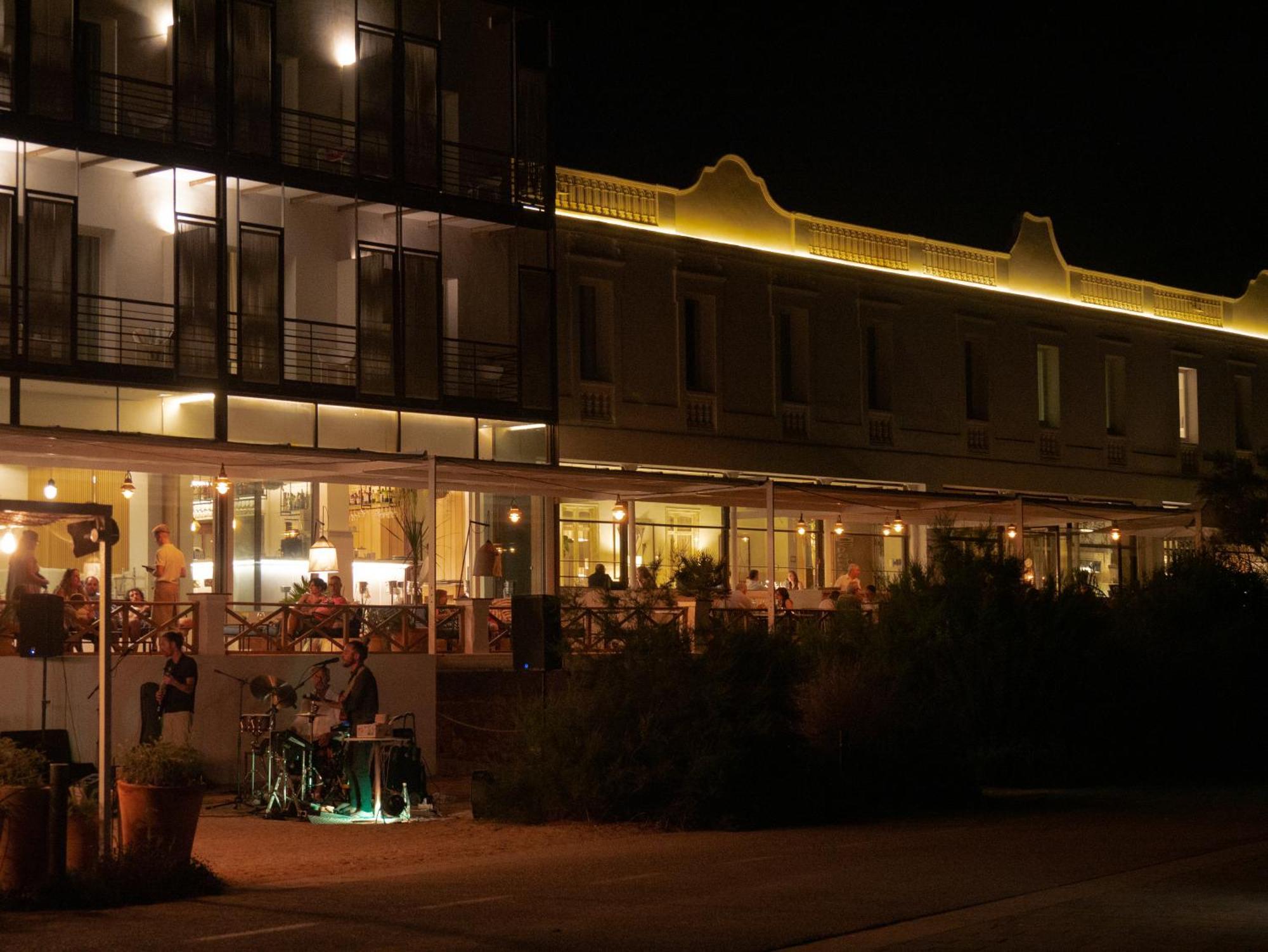 Empuries 4*