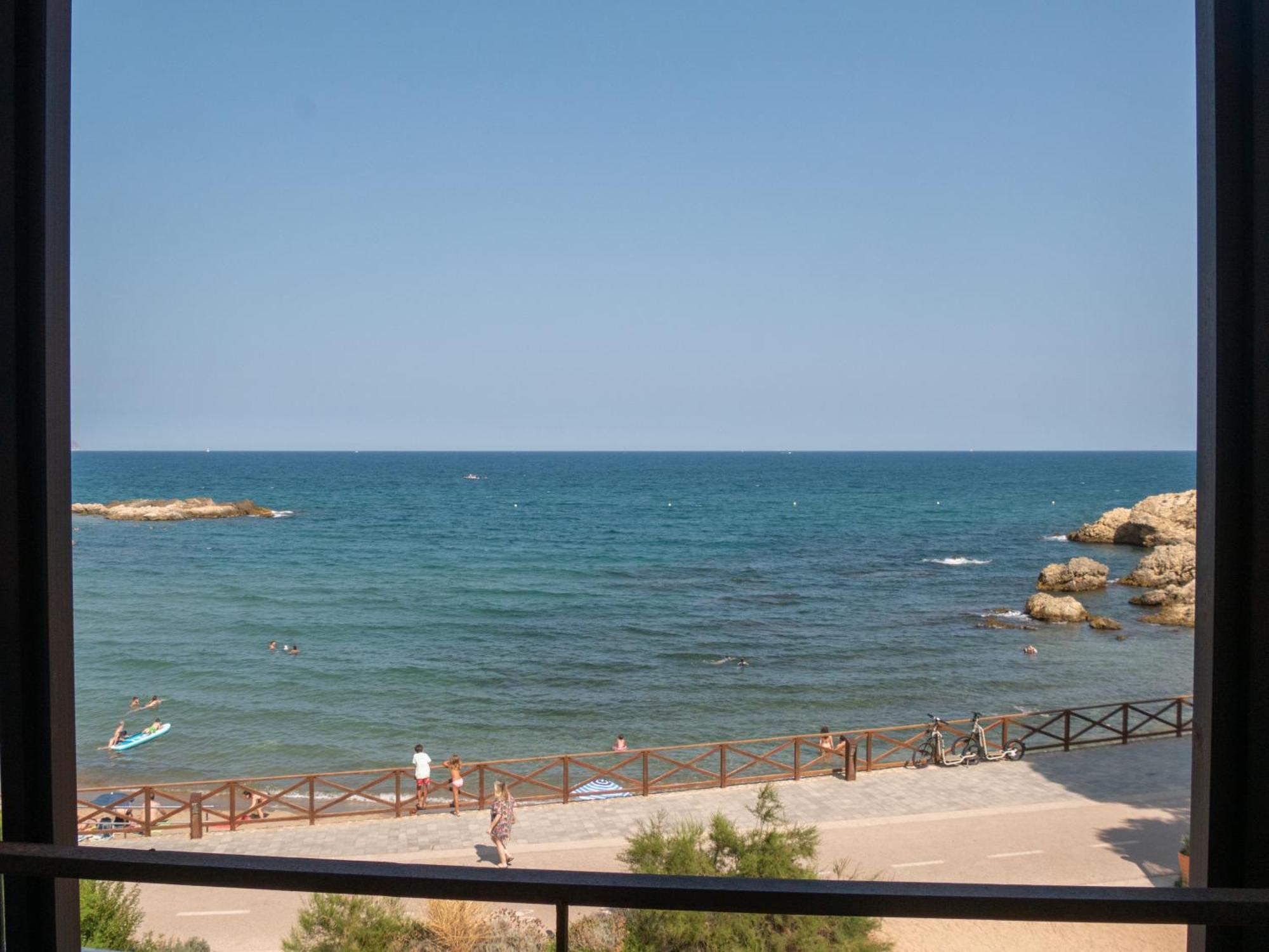 Empuries 4*